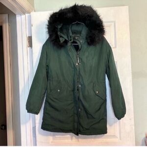 Green Ski Jacket with Faux Fur Hood and Insulation